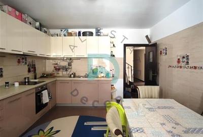 Inchiriez Casa, Primaverii,  Sanpetru - 1