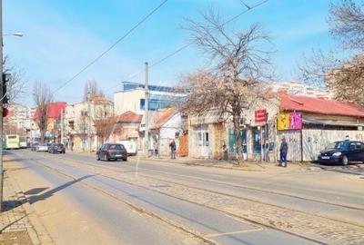 SPATIU COMERCIAL STRADAL 108 mp STR. MAICA DOMNULUI NR. 41 / B-DUL LACUL TEI! - 21