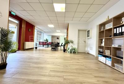 Spațiu comercial Kasper Coresi 100 mp, terasă 35mp - 1