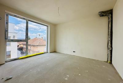 Oportunitate Excepțională de Locuire, Investiție sau Sediu de Firmă: Duplex Prem - 5