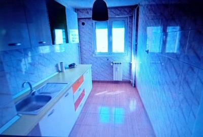 5 min ParcIOR 2camere insorit si liber Cf.1 cu balcon etaj intermediar - 1