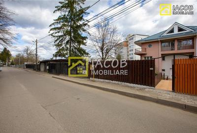 1/2 Duplex  S+D+P+2E, 455 mp in zona centrala a mun. Bacau - 2