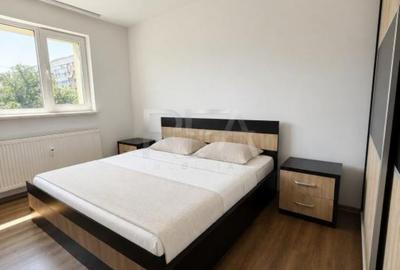 Apartament cu 4 camere semidecomandat în Drumul Taberei