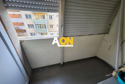 De vanzare apartament 3 camere zona Cetate - 4