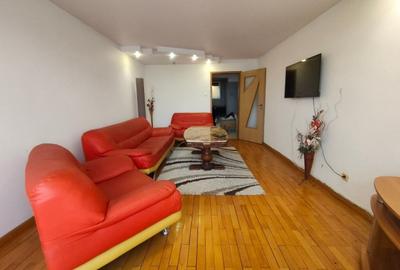 Apartament cu 3 camere decomandat în Simion Bărnuțiu