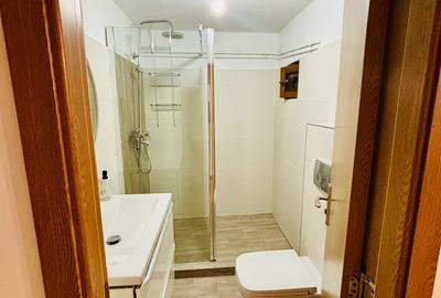 Apartament 4 camere de închiriat – zona Trocadero, str. Poporului - 8