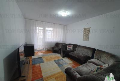 Apartament cu 2 camere decomandat, mobilat în Tomis Nord