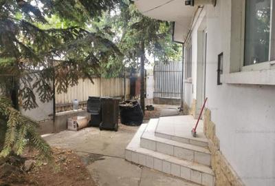 Casă cu 3 camere în Chercea