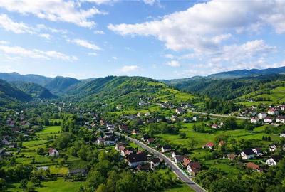 Lot intravilan apreciabil, 1.000 mp, Moieciu, panorama ampla, oportunitate rezid - 1