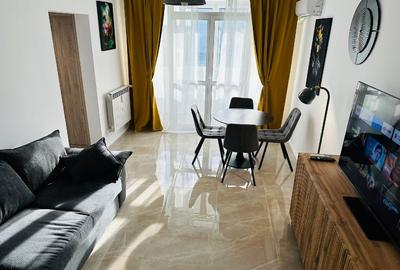 Apartament cu 3 camere semidecomandat în Floreasca