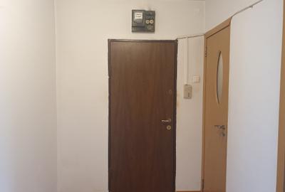 Drumul Taberei, Valea Ialomitei, vanzare 3 camere, 1/4, decomandat 113.700 € - 20