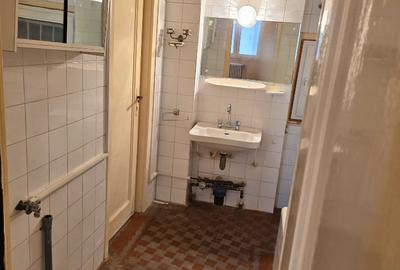 Apartament într-o clădire unică-București–Blocul Fals” | Ultracentral | 80 mp - 8