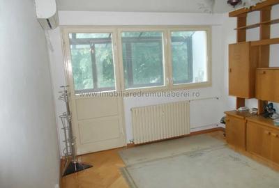 Drumul Taberei, Favorit, 2 camere decomandat, bloc P