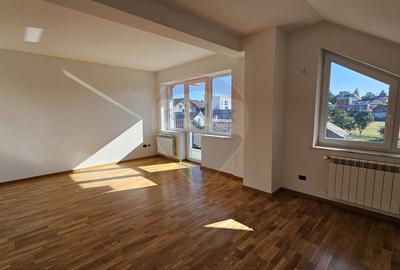 Casă / Vilă de lux cu 8 camere de vânzare in Obcini, Suceava - 53