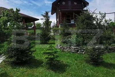 Căsuță cochetă cu panoramă superbă asupra satului Câmpenești și a lacurilor - 4