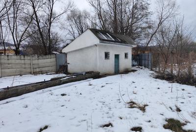 Casa singur in curte Vulcan -Central - 6