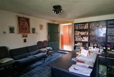 CASA DEOSEBITA IN ZONA CENTRALA - 2