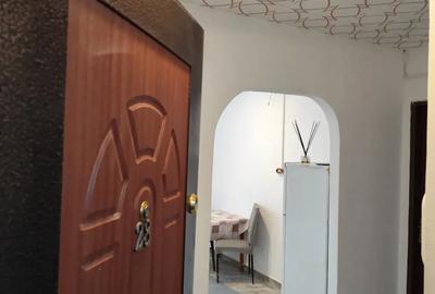 Zona Dacia, apartament decomandat 2 camere (62 mp),cu doua bai, etaj 4 - 3
