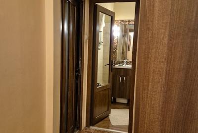 Aradului | 4 camere | Decomandat| Etaj intermediar | 3 balcoane si boxă - 13