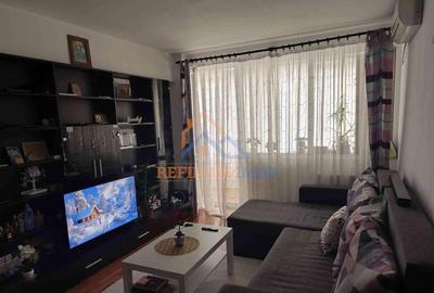 Apartament cu 2 camere semidecomandat, mobilat în Titan