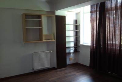De inchiriat 2 camere ,1/4,Stefan cel Mare ( Circ ), 1/4, nemobilat, 500 E/luna. - 7