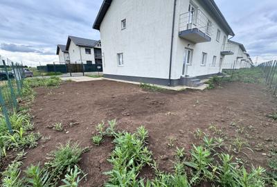 Duplex cu 4 camere în Exterior Sud