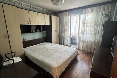 Vânzare apartament de 2 camere Titan- metrou 1 Decembrie 1918 - 1