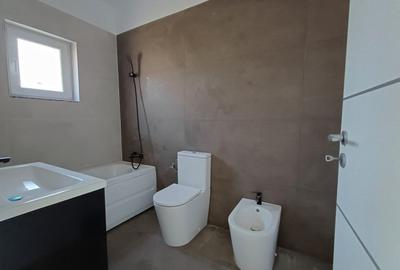Casă de vânzare în MIROSLAVA , 4 camere - 6