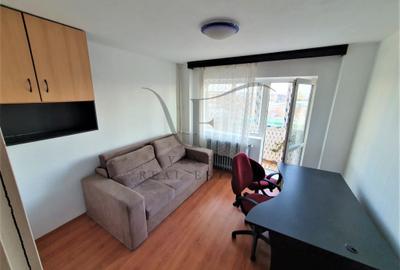 Apartament cu 4 camere decomandat, mobilat în Pantelimon