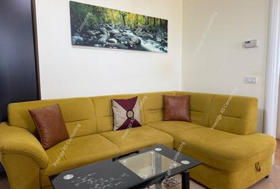 Apartament cu 3 camere, mobilat în Central