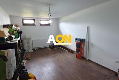 Casa parter+demisol, 1200 mp teren, pretabila pt 2 familii, Sard - 19