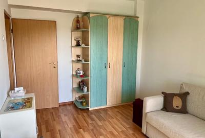 Proprietar vand apartament cu 4 camere - 10