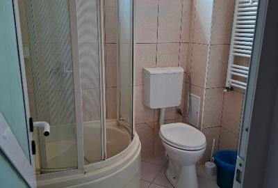 Inchiriez 12 camere - 8