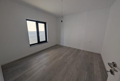 Casa premium! Hemeiusi 3 dormitoare,3 bai , terasa beci - 13