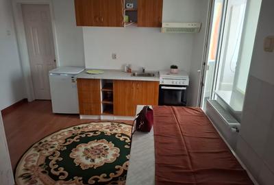 Garsoniera  spatioasa , 35 mp,centrala gaz, Dacia -  Bd Tomis-Tavola ,  350 euro - 10