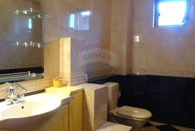 De VANZARE Casa spațioasă S+P+1E+M | Zona STIREX in Galati - 15