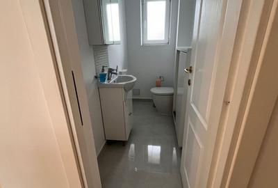 Vila Tunari/ Curte/ disponibila/ 2 locuri parcare - 5