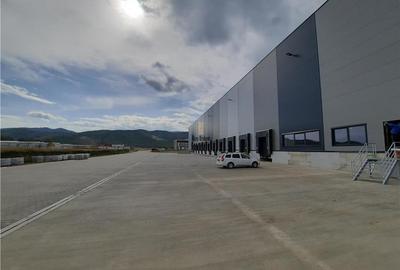 Spatiu Industrial - 2300 mp - Logistica - Productie - Depozitare - Distributie - 12