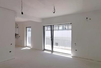 Apartament cu 2 camere semidecomandat în Calea Plevnei