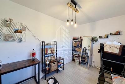 Jumatate de Duplex de vanzare, panouri solare, 95 mpu, Sanandrei - 11
