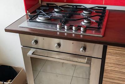 Strfan Cel Mare  , Bd Lacul Tei , Str Berechet - 8