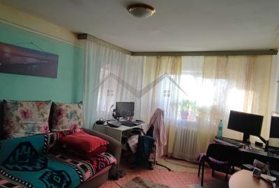 Apartament 3 camere Decomandat Nicolina 2 - 5