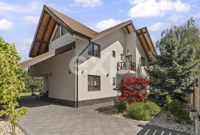 Refugiu urban în București: vilă elegantă, grădină matură și finisaje de lux - 1