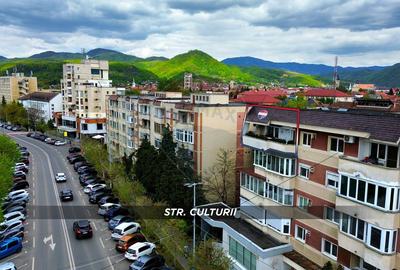 ULTRACENTRAL  DE VANZARE Apartament cu 3 camere - 17