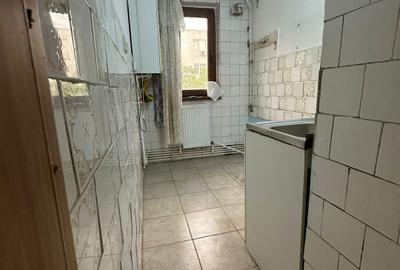 - Apartament 3 camere confort 2, Obor, etaj 2. - 3