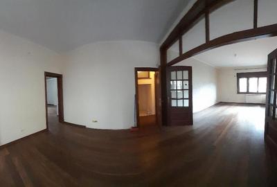Piata Muncii-Calea Calarasilor, vila 500mp /12 camere, curte 150 mp - 8
