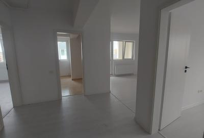 IN CONSTRUCTIE 3 camere dormitor matrimonial la doar 950 m de metrou Aparatori - 6