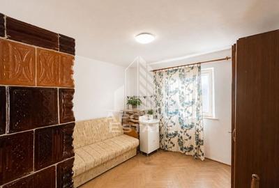 Casa 2 camere individuala de vanzare in Carani | Toate utilitatile | - 1