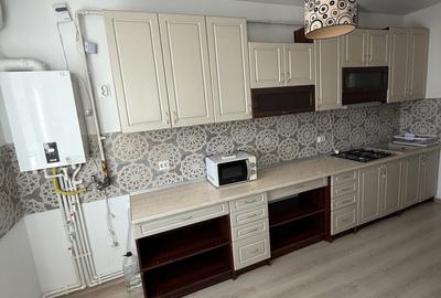 Apartament 2 camere,zona E3,etaj 2 - 2