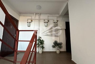 Apartament 2 camere decomandat cu balcon mare si parcare - 2